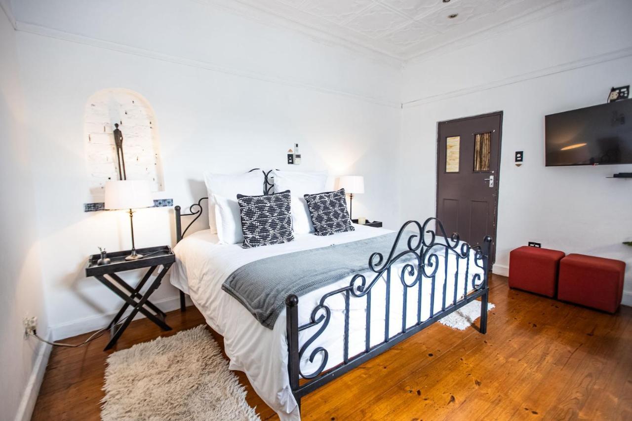 84 On Fourth Guest House Johannesburg Luaran gambar